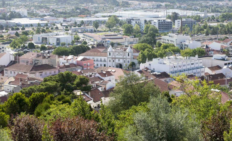 covid-19-no-distrito-de-leiria-fontes-oficiais-com-numeros-diferentes-saiba-porque