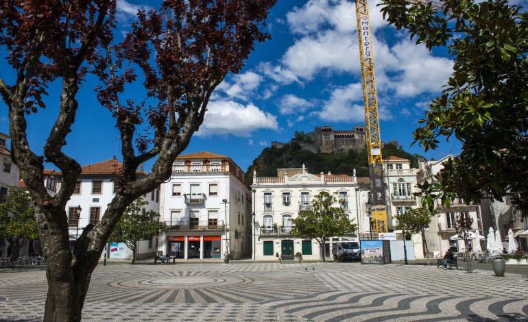 jornal-de-leiria-assume-a-sua-responsabilidade-social-e-oferece-todos-os-conteudos-pagos