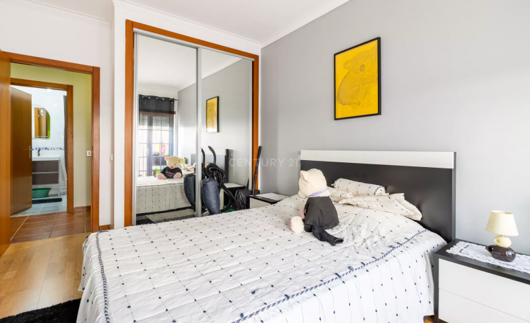 vende-se-apartamento-t3-no-1o-andar-372