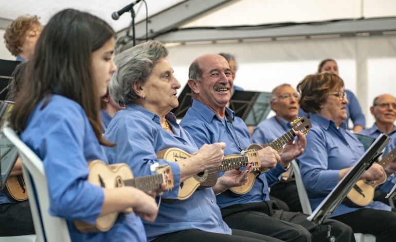 O grupo "Os Farra" durante o concerto em Valado de Frades