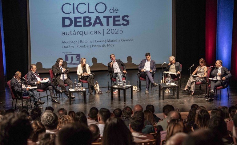 leiria-num-debate-com-casa-cheia-houve-troca-de-ideias-de-presentes-e-de-farpas