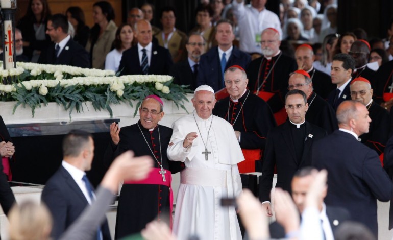 papa-francisco-agradece-ao-ipleiria-trabalho-feito-no-centenario-das-aparicoes-de-fatima-7442