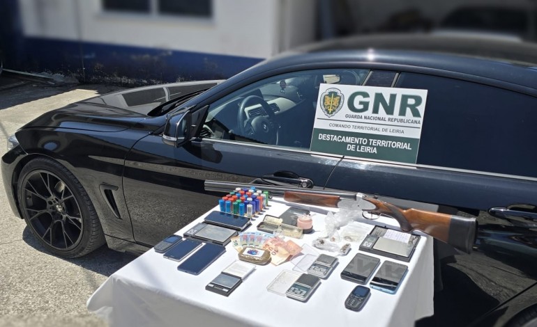 gnr-detem-quatro-suspeitos-de-trafico-de-droga-em-leiria-e-marinha-grande
