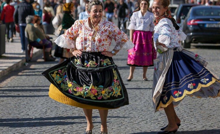 feriado-prolongado-da-pascoa-trara-recriacoes-e-jogos-tradicionais-a-principal-avenida-da-nazare