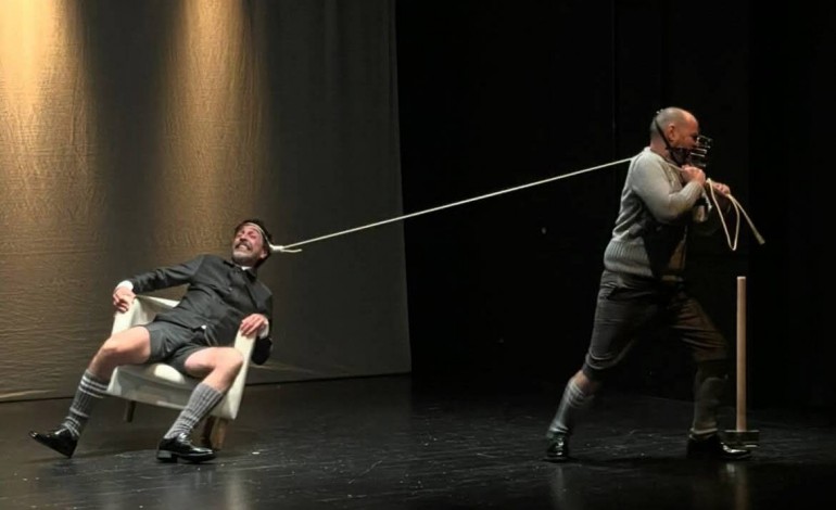 o-torcicolo-tres-marias-e-um-inimigo-do-povo-no-encontro-de-teatro-de-pombal