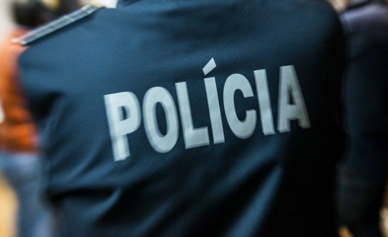 jovens-detidos-por-roubos-com-arma-branca-em-pombal-9034