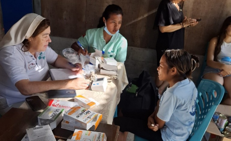 missionaria-de-alcobaca-dirige-clinica-e-centro-social-em-timor-leste