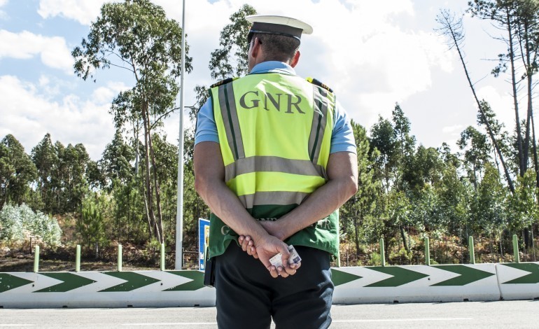 transito-ja-circula-numa-via-entre-os-nos-de-fatima-e-leiria-da-a1