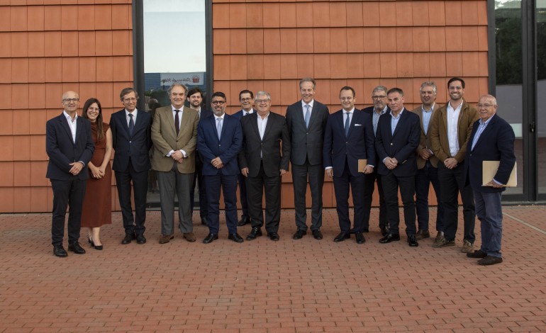 regiao-reivindica-50-milhoes-de-euros-para-programa-de-habitacao-acessivel