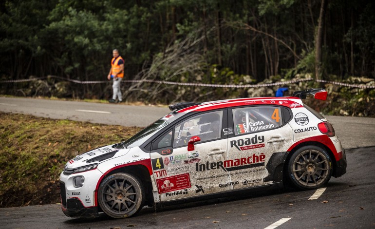 ernesto-cunha-alcanca-o-terceiro-lugar-na-estreia-do-citroen-c3-rally2