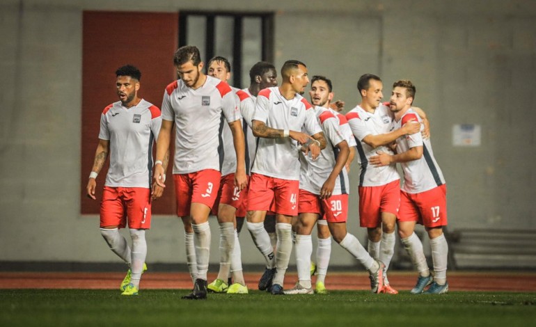 uniao-de-leiria-joga-com-o-gil-vicente-e-o-ceu-e-o-limite