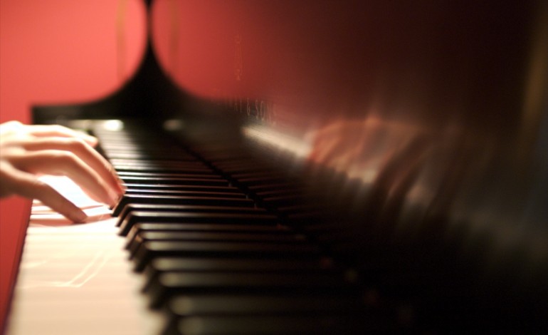 em-leiria-alunos-vao-tocar-o-seu-nome-ao-piano