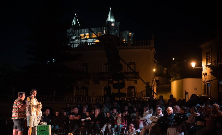 imigracao-inspira-festival-de-teatro-de-rua-em-porto-de-mos