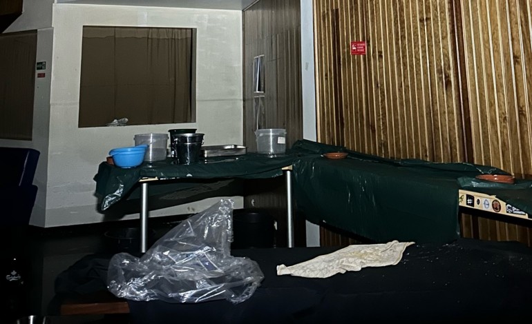 Os estragos no telhado são neste momento a maior preocupação