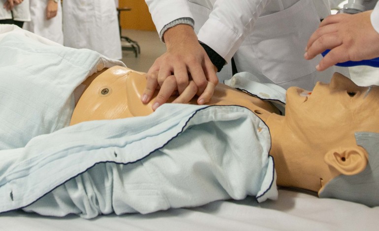 leiria-promove-formacao-em-suporte-basico-de-vida-para-a-populacao