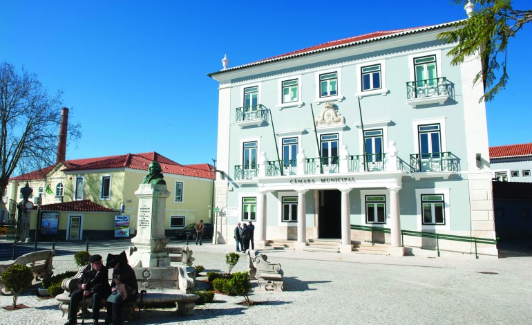 Marinha Grande é a segunda melhor câmara do País em eficiência financeira - Jornal de Leiria