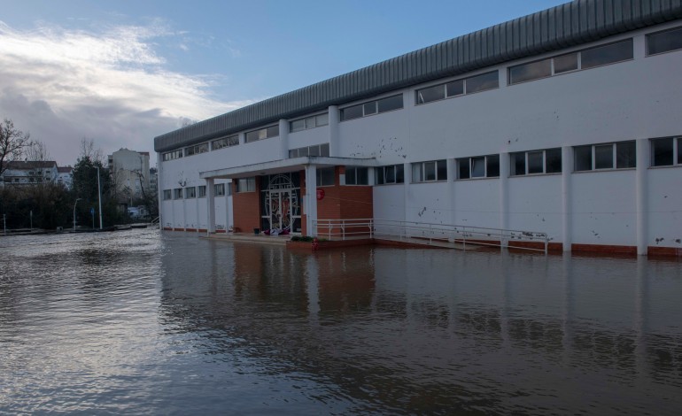 Imagens das inundações em Leiria
