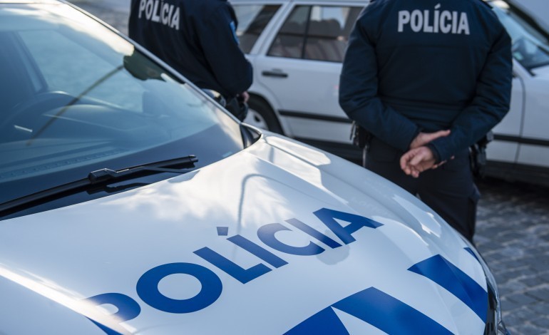 comete-furto-e-perseguido-por-proprietario-e-fere-policia-em-leiria