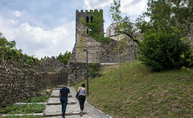 leiria-da-a-conhecer-acervo-arqueologico-do-castelo