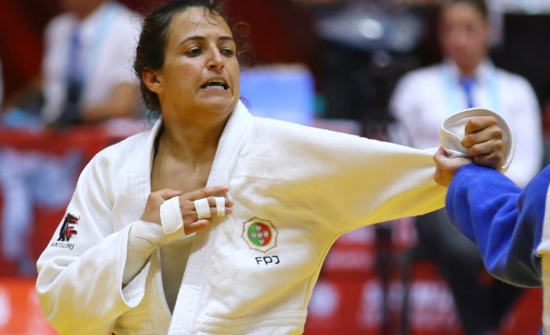 atleta-radicada-em-leiria-sagra-se-campea-mundial-de-judo-para-surdos