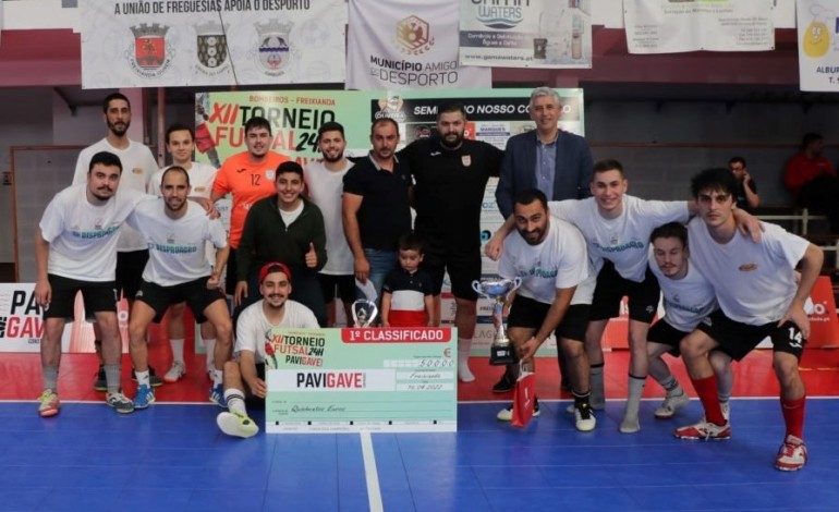 Torneio foi disputado no pavilhão municipal