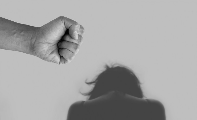 violencia-em-discussao-na-acr-comeira-na-marinha-grande
