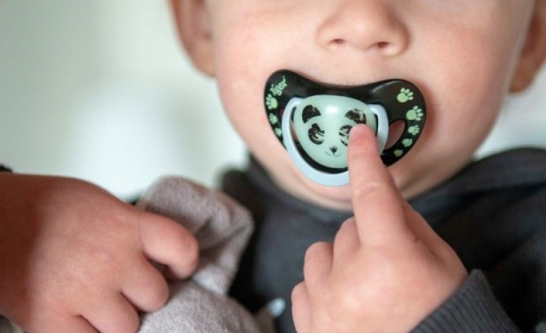 covid-19-pais-separados-tem-direito-alternado-ao-apoio-para-ficar-em-casa-com-filhos