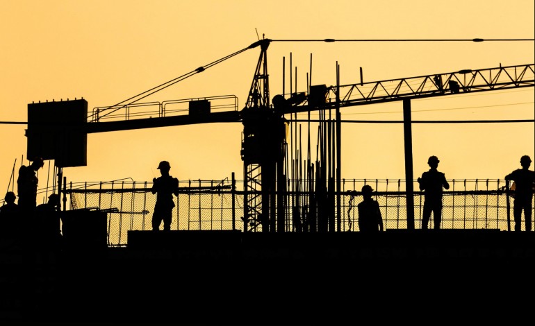 construtores-apelam-ao-reforco-a-criacao-de-emprego-jovem-e-aceleracao-de-licenciamentos