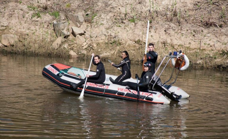 Fotografia: Remar Contra a Corrente I