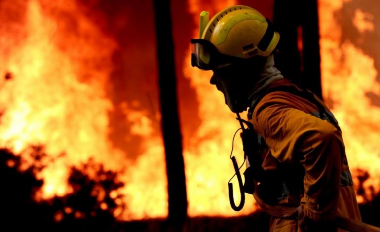 incendio-em-vila-ca-em-fase-de-conclusao-actualizacao-10055