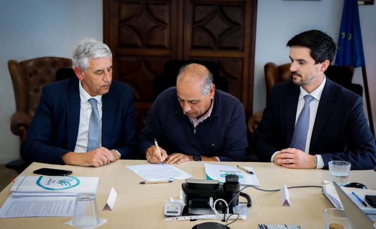 investimento-de-17-milhoes-vai-reforcar-rede-de-saneamento-em-ourem