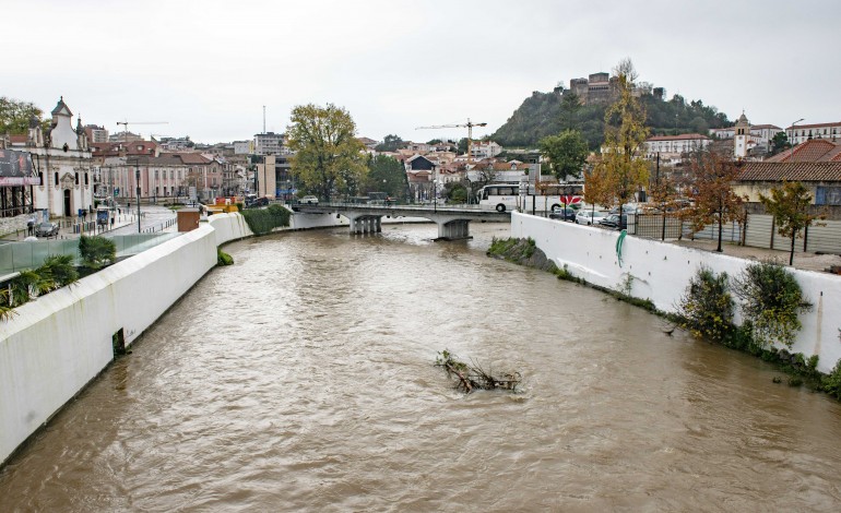 Leiria foi também sujeita a chuvas torrenciais