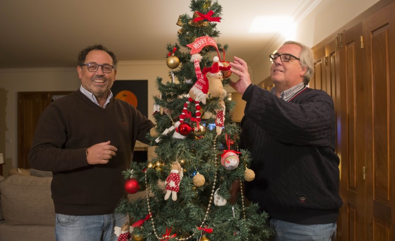 familia-bernardes-fica-separada-na-consoada-a-espera-dos-muitos-natais-que-tera-junta