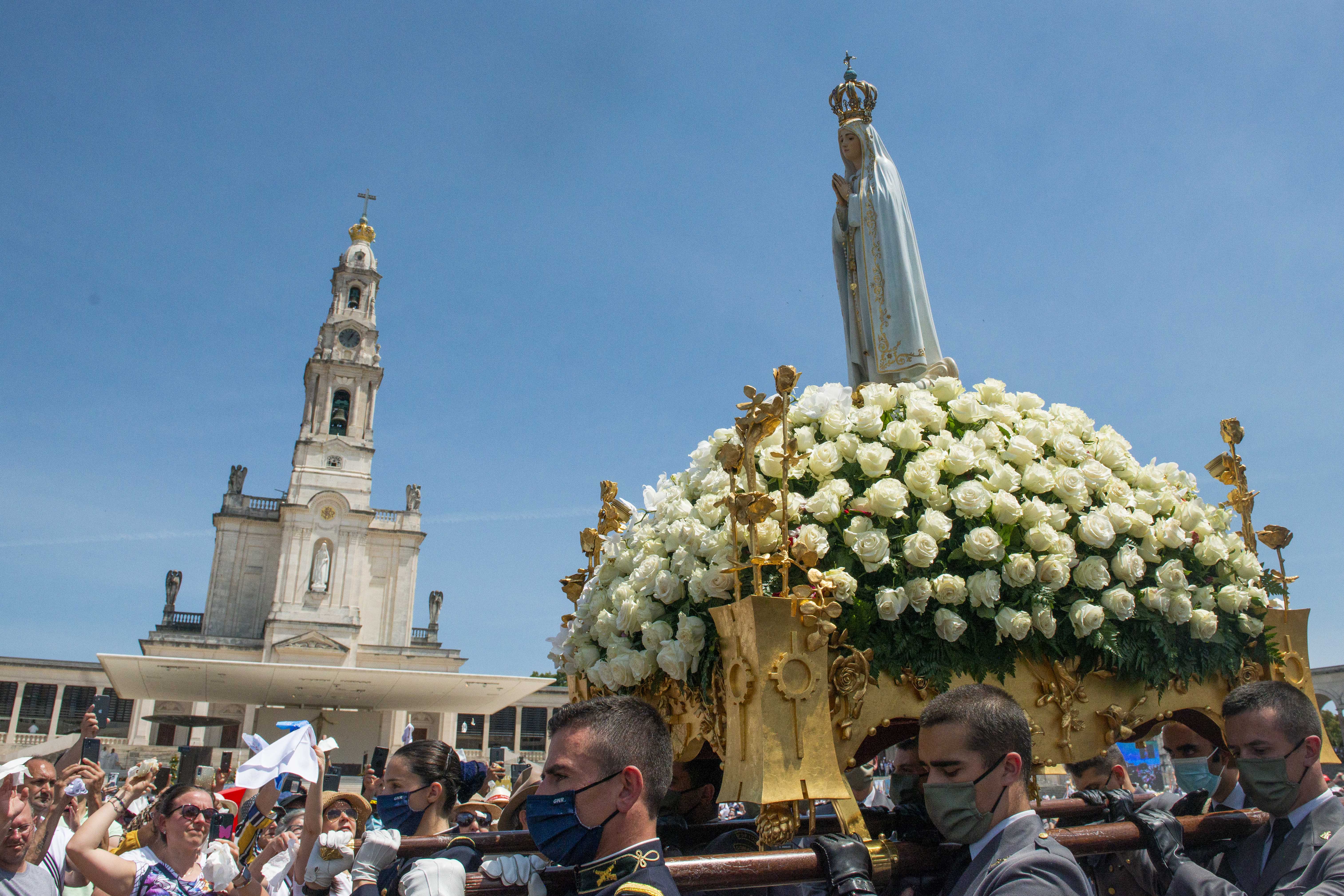 13 de Maio em Fátima, depois de 2 anos de restrições devido à pandemia o santuário voltou a encher-se de fieis numa cerimonia onde se rezou pela paz