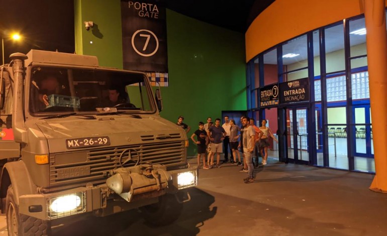 Centro acolhimento temporário para vítimas de incêndios no estádio de Leiria