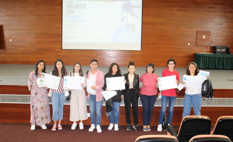 alunos-do-ensino-basico-e-secundario-recebem-premio-do-politecnico-de-leiria-na-area-da-matematica