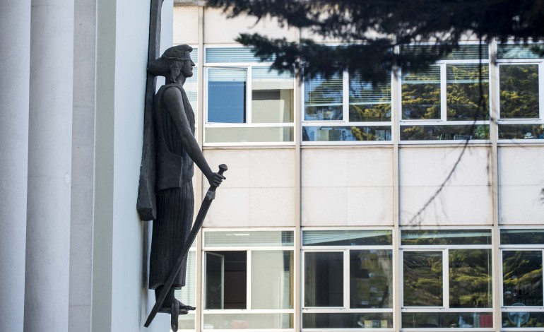 tribunal-de-leiria-condena-funcionaria-de-junta-por-fogo-posto
