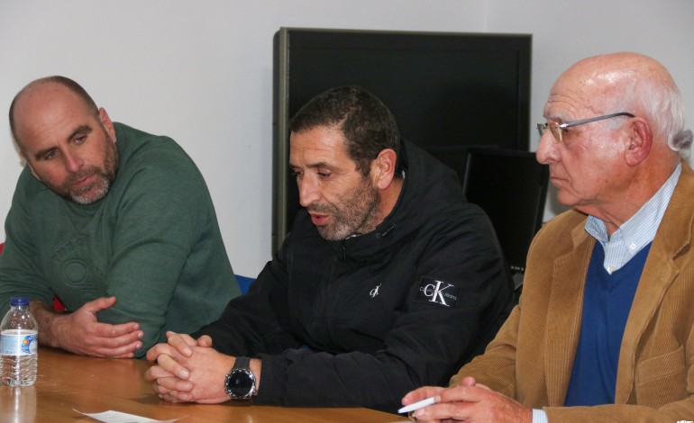 jose-sales-reeleito-presidente-da-direccao-dos-bombeiros-voluntarios-da-nazare