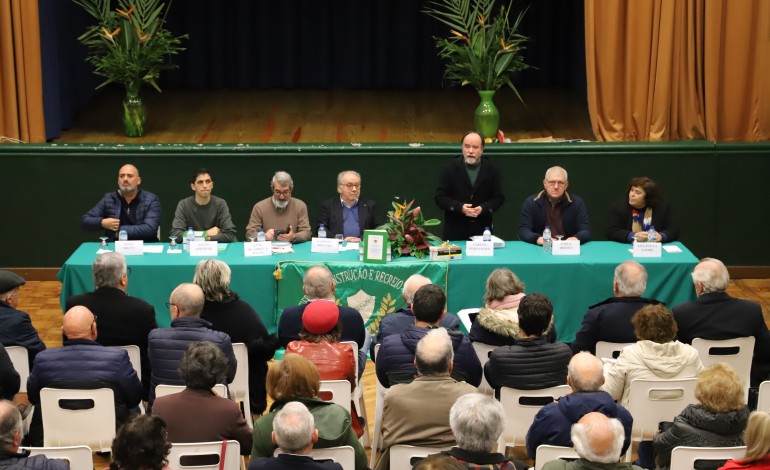 sir-1o-de-maio-apresenta-livro-sobre-centenario-da-fundacao