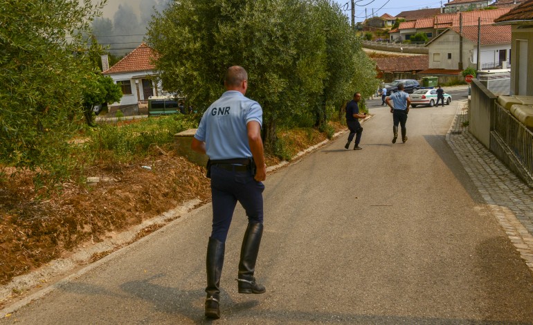 localidades-na-freguesia-da-memoria-comecaram-a-ser-evacuadas-devido-ao-fogo