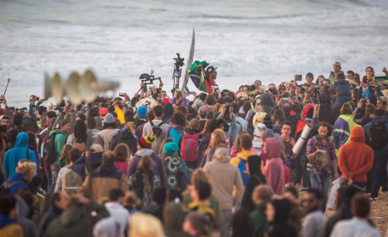 peniche-volta-a-acolher-mundial-de-surf-em-2016-2522