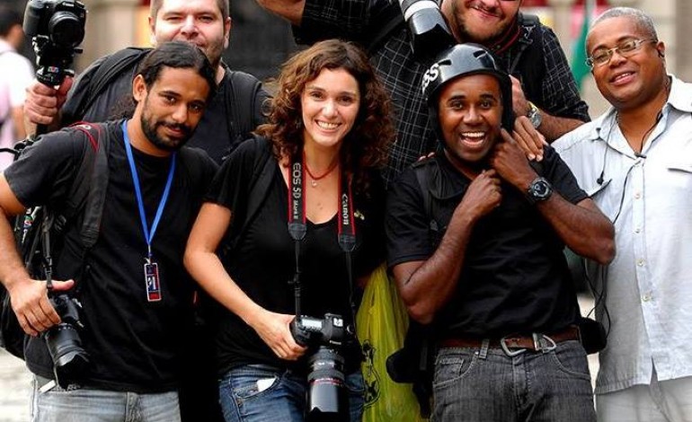 Elisabete Maisão, ao centro, com um grupo de fotógrafos