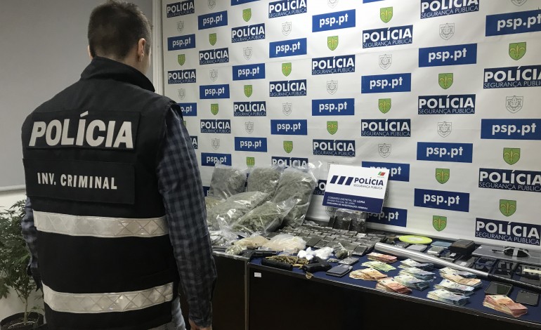 psp-de-leiria-trava-trafico-de-droga-na-regiao-com-17-detencoes