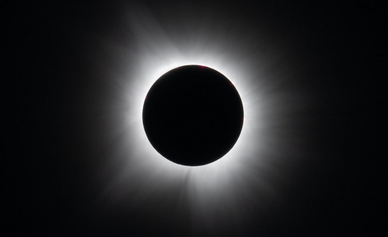 condicoes-meteorologicas-desfavoraveis-a-observacao-do-eclipse-em-leiria