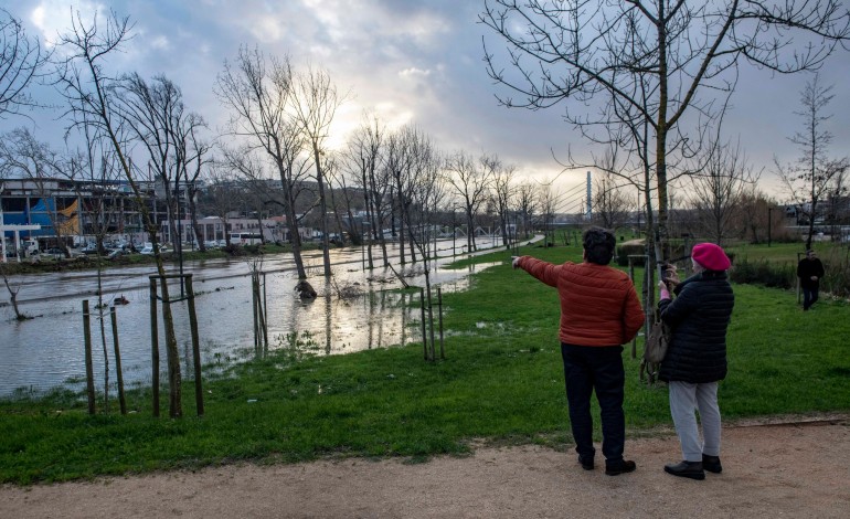 Imagens das inundações em Leiria