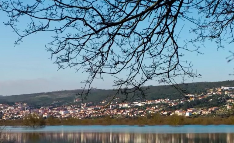 a-nossa-sugestao-para-um-passeio-canoagem-ou-primeiro-mergulho-no-ano-novo-e-no-polje-de-miraminde