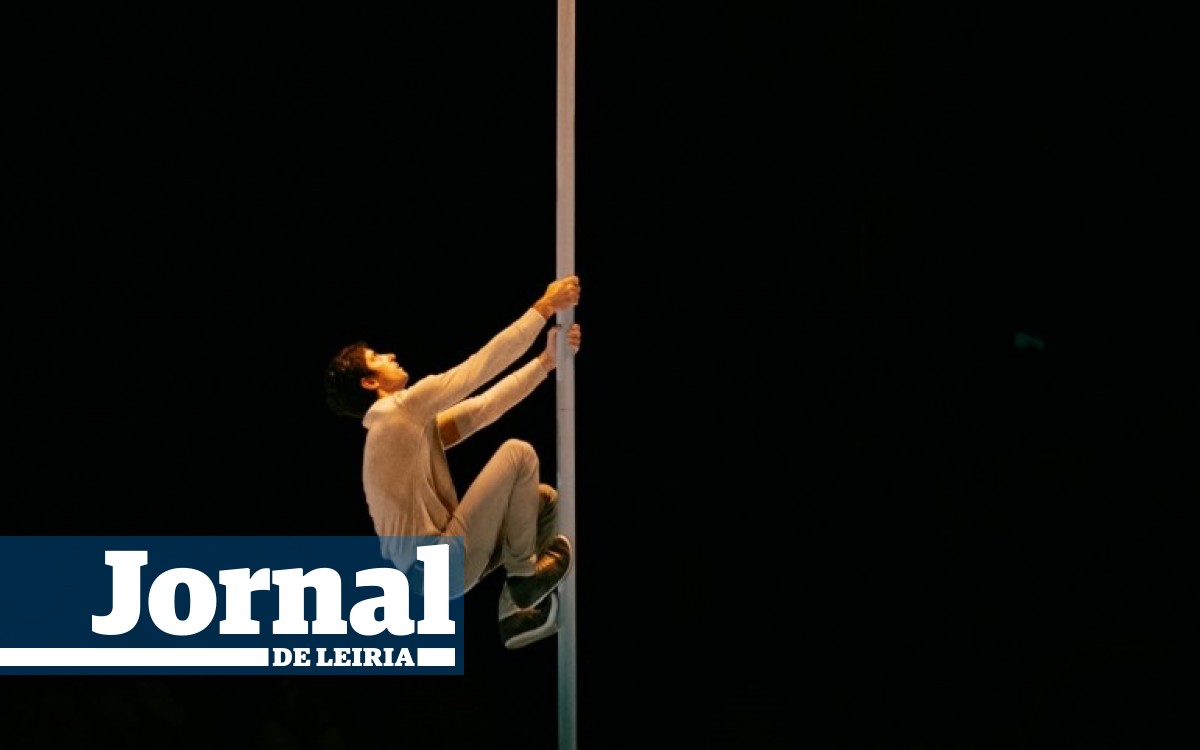 Jornal de Leiria – Dirige circo contemporáneo de Portugal, España y Francia.