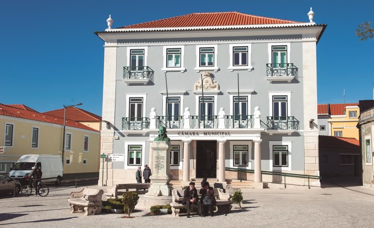 marinha-grande-aprova-orcamento-de-574-milhoes-de-euros-para-2026