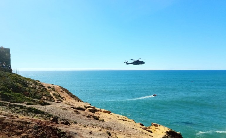 barco-de-pesca-desaparece-no-mar-e-buscas-ja-se-iniciaram-na-nazare