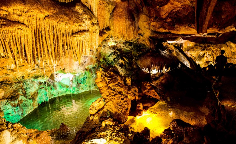 grutas-de-mira-de-aire-com-mais-37percent-de-visitantes